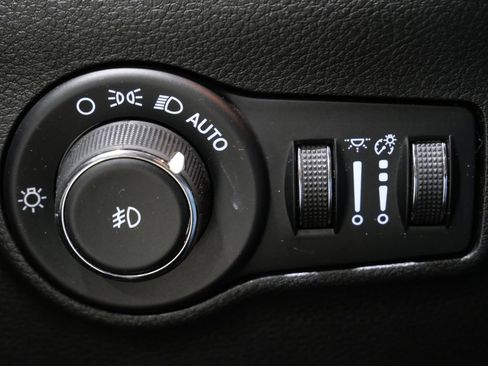 Used 2022 Jeep Compass High Altitude AWD/4WD image 15