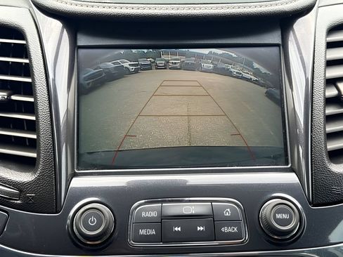 Used 2018 Chevrolet Impala Premier FWD image 11
