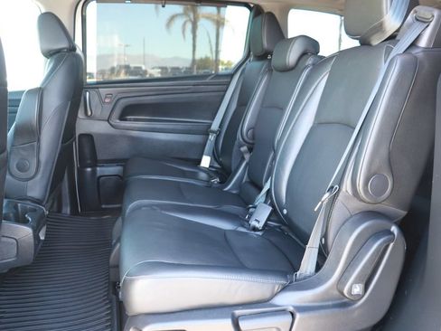 Used 2022 Honda Odyssey EX-L image 12