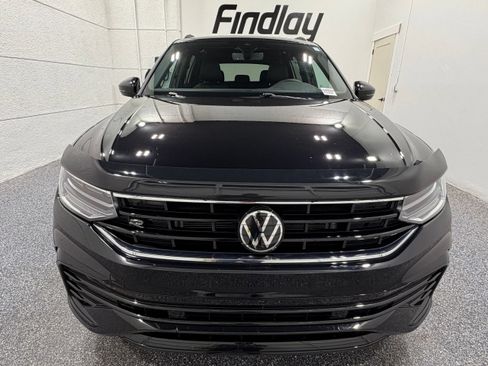 Used 2024 Volkswagen Tiguan SE R-Line FWD image 10