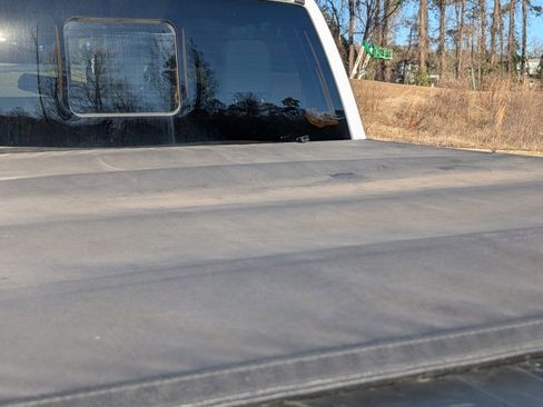 Used 2023 Ford F250 XLT w/ Black Appearance Package image 9