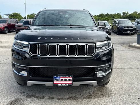 Used 2024 Jeep Wagoneer L Series II w/ Flexible Seating Group RWD image 8