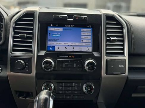 Used 2019 Ford F150 Platinum AWD/4WD image 18