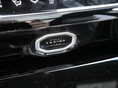 New 2026 Jeep Grand Cherokee Limited image 17