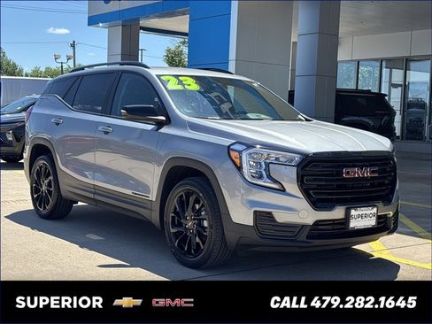Used 2023 GMC Terrain SLE w/ Driver Convenience Package AWD/4WD image 1