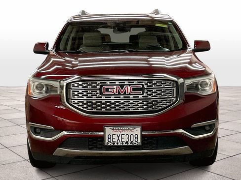 Used 2018 GMC Acadia Denali w/ Technology Package image 3
