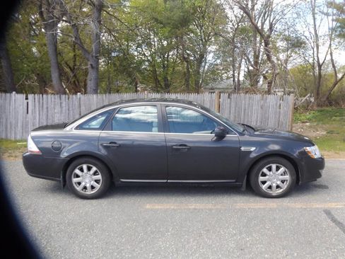 Used 2008 Ford Taurus SEL FWD image 5