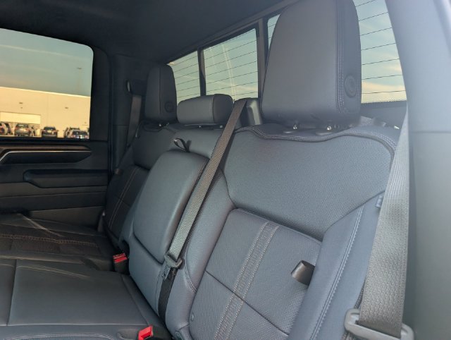 Used 2024 Chevrolet Silverado 2500 High Country w/ High Country Premium Package AWD/4WD image 28