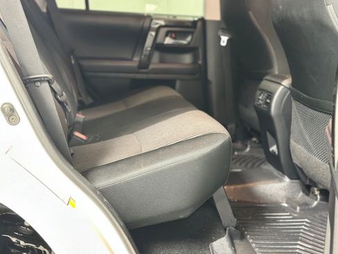 Used 2022 Toyota 4Runner TRD Off-Road image 21