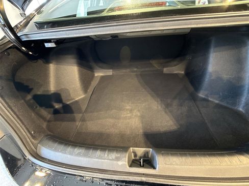 Used 2023 Honda Civic Sport image 19