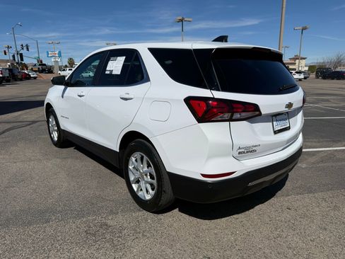 Used 2024 Chevrolet Equinox LT image 9