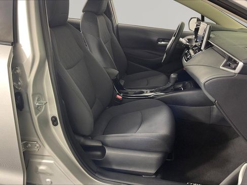 Used 2021 Toyota Corolla LE FWD image 28
