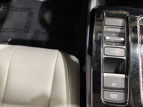 Certified 2024 Acura Integra FWD image 39