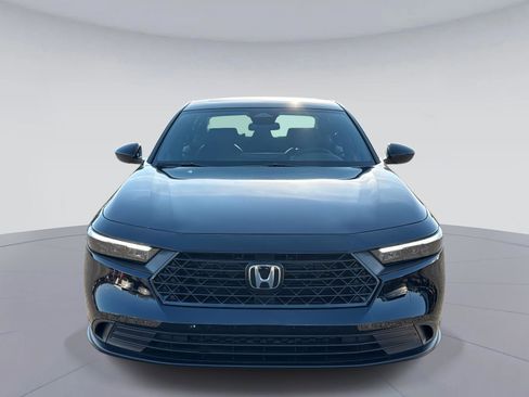 Certified 2025 Honda Accord Sport image 9