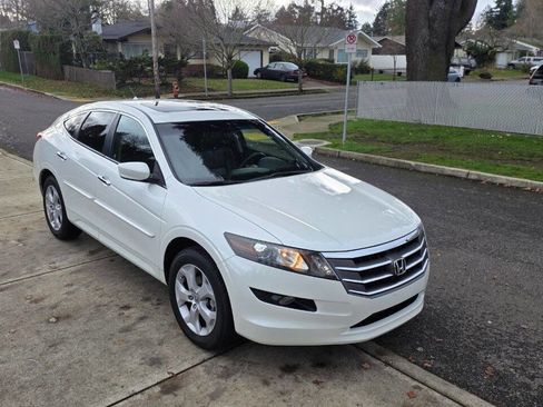 Used 2012 Honda Crosstour EX-L image 3