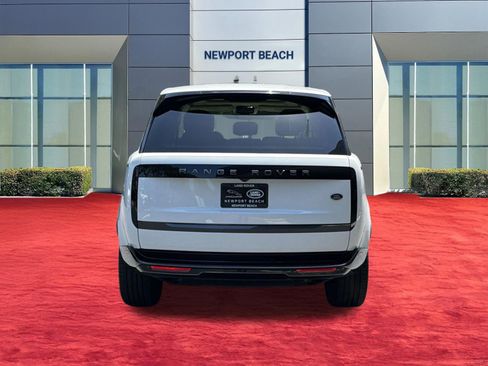 Used 2023 Land Rover Range Rover SE AWD/4WD image 10