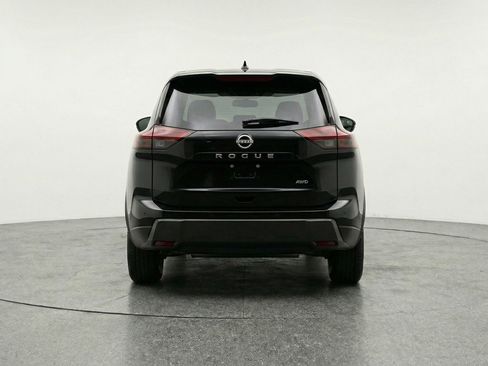 Used 2025 Nissan Rogue SV AWD/4WD image 7