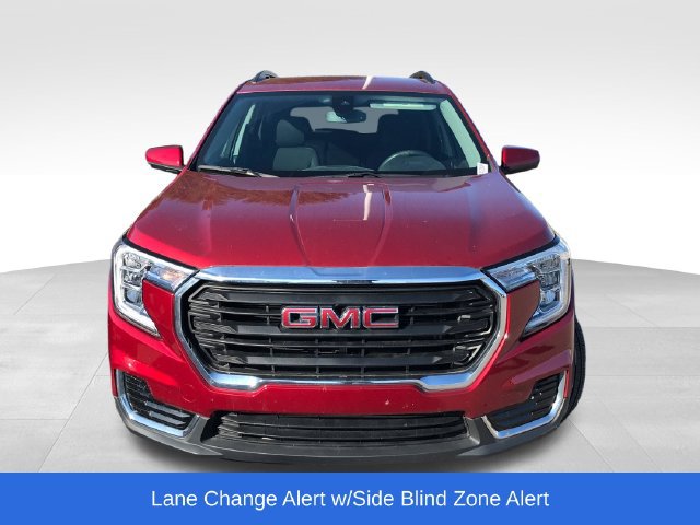 Used 2022 GMC Terrain SLE w/ Driver Convenience Package FWD image 12