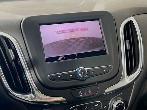 Used 2024 Chevrolet Equinox LT FWD image 18