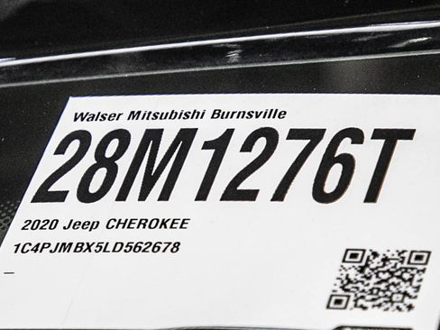 Used 2020 Jeep Cherokee Trailhawk w/ Cold Weather Group AWD/4WD image 30