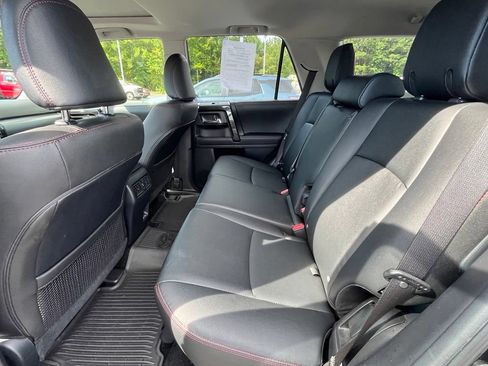 Used 2024 Toyota 4Runner TRD Off-Road Premium w/ Off Road Premium Plus Package AWD/4WD image 11