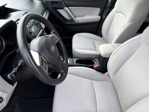 Used 2015 Subaru Forester 2.5i Premium w/ All-Weather Package image 18