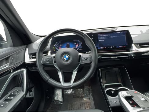 Used 2025 BMW X2 xDrive28i AWD/4WD image 35