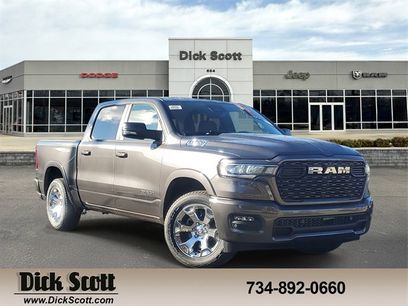 New 2025 RAM 1500 4x4 Crew Cab