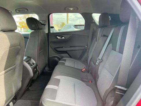 Used 2025 Chevrolet Blazer LT w/ Driver Confidence Package image 11
