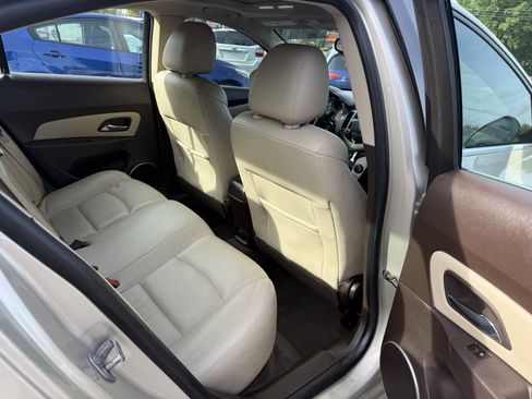 Used 2015 Chevrolet Cruze LT w/ Sun, Sound and Sport Package FWD image 15