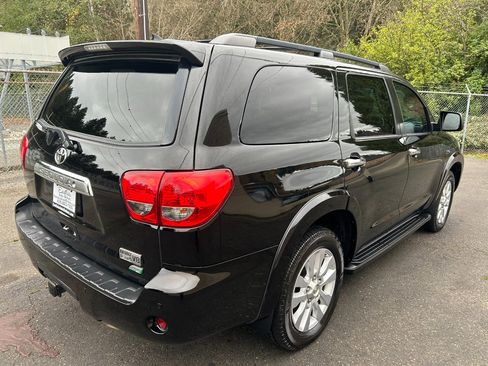 Used 2016 Toyota Sequoia Platinum image 4