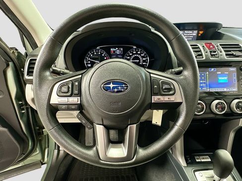 Used 2018 Subaru Forester 2.5i Premium AWD/4WD image 13