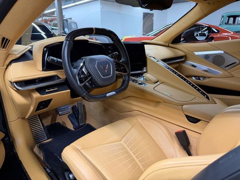 Used 2024 Chevrolet Corvette Z06 RWD image 6