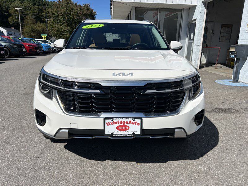 Used 2024 Kia Seltos EX AWD/4WD image 3