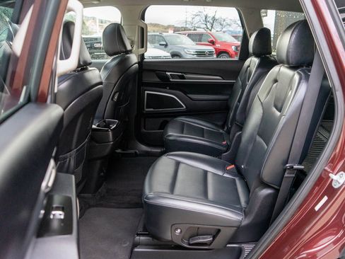 Used 2020 Kia Telluride S image 14