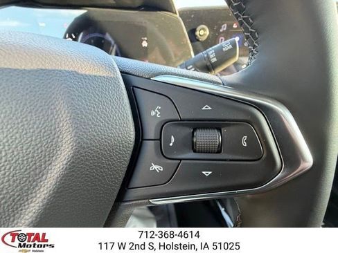 New 2026 Chevrolet Trax LT w/ Sunroof Package FWD image 20