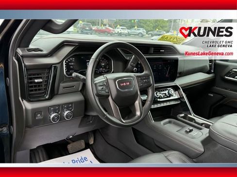 Used 2024 GMC Sierra 2500 AT4 AWD/4WD image 31