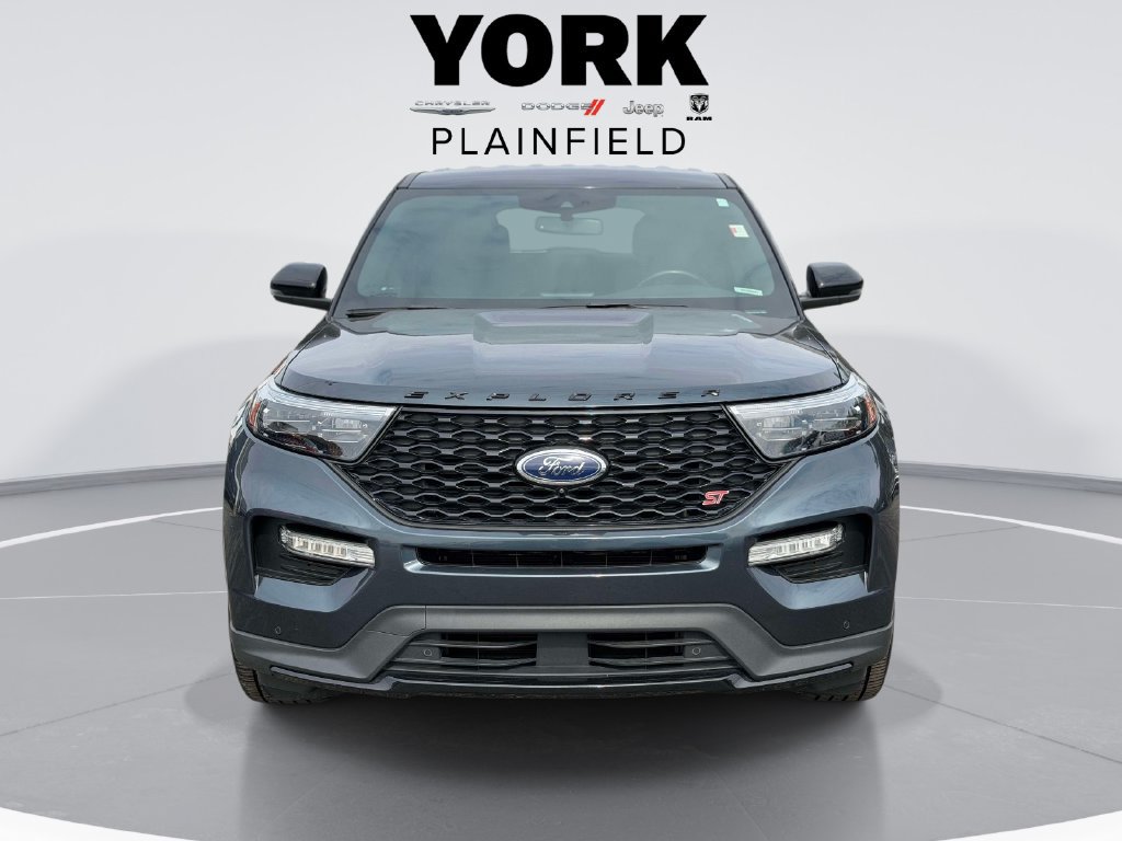 Used 2022 Ford Explorer ST w/ Equipment Group 401A AWD/4WD image 2