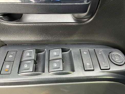 Used 2018 Chevrolet Silverado 1500 LT image 15