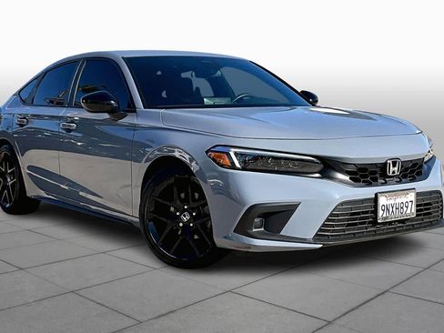 Used 2024 Honda Civic Sport image 3