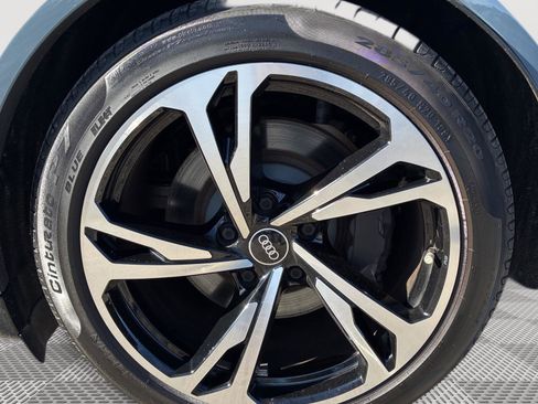 Used 2022 Audi e-tron GT Prestige w/ Prestige Package image 8