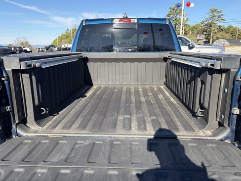 Used 2021 RAM 1500 Limited w/ Off Road Group image 5