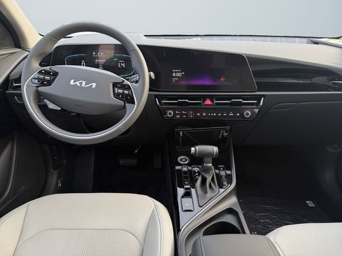 New 2026 Kia Niro EX image 10