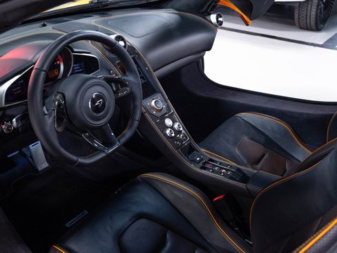 Used 2015 McLaren 650S Spider RWD image 92