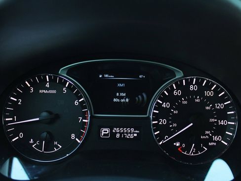 Used 2014 Nissan Altima 2.5 SL w/ Moonroof Package image 13