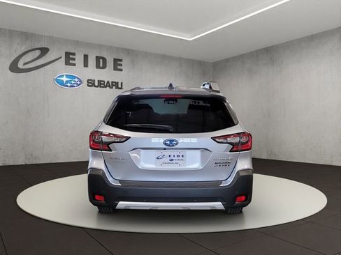 Used 2023 Subaru Outback Touring XT AWD/4WD image 6