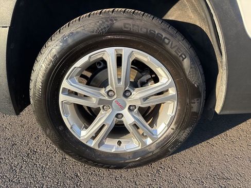 Used 2018 GMC Terrain SLE image 9