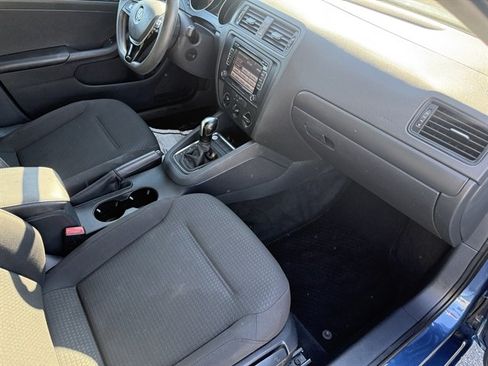 Used 2015 Volkswagen Jetta S FWD image 39