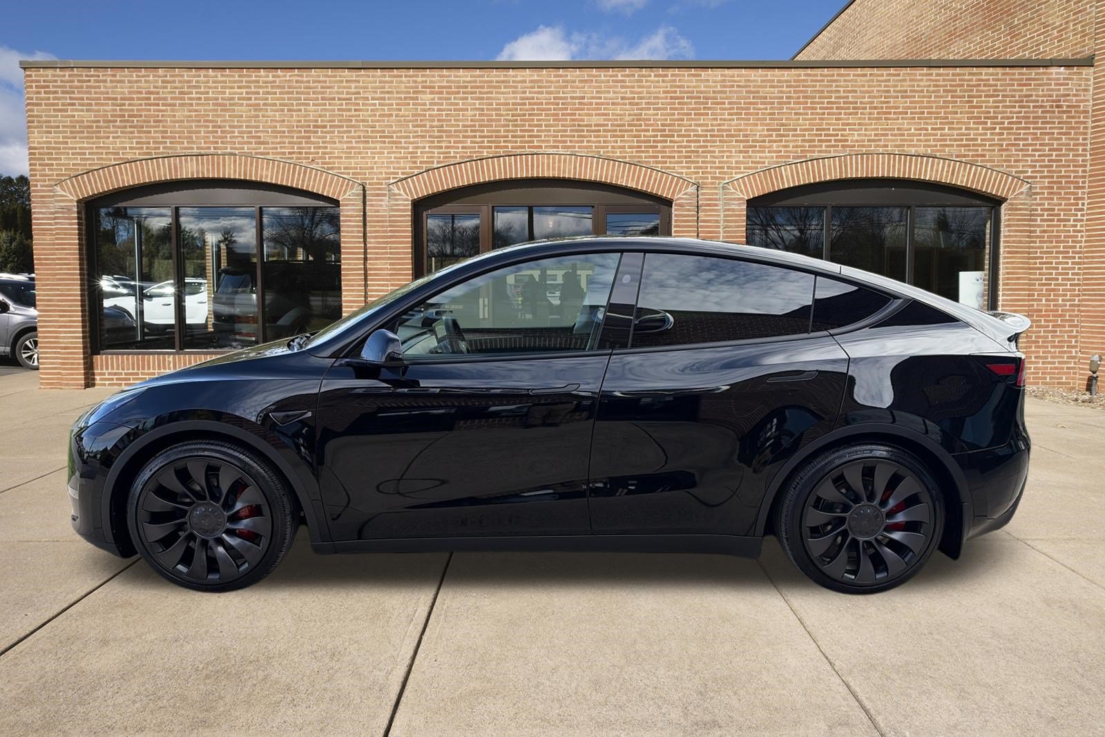 Used 2025 Tesla Model Y Performance AWD/4WD image 7