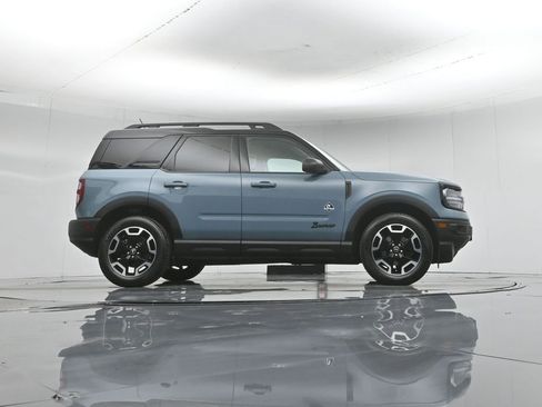 Used 2022 Ford Bronco Sport Outer Banks w/ Tech Package AWD/4WD image 51